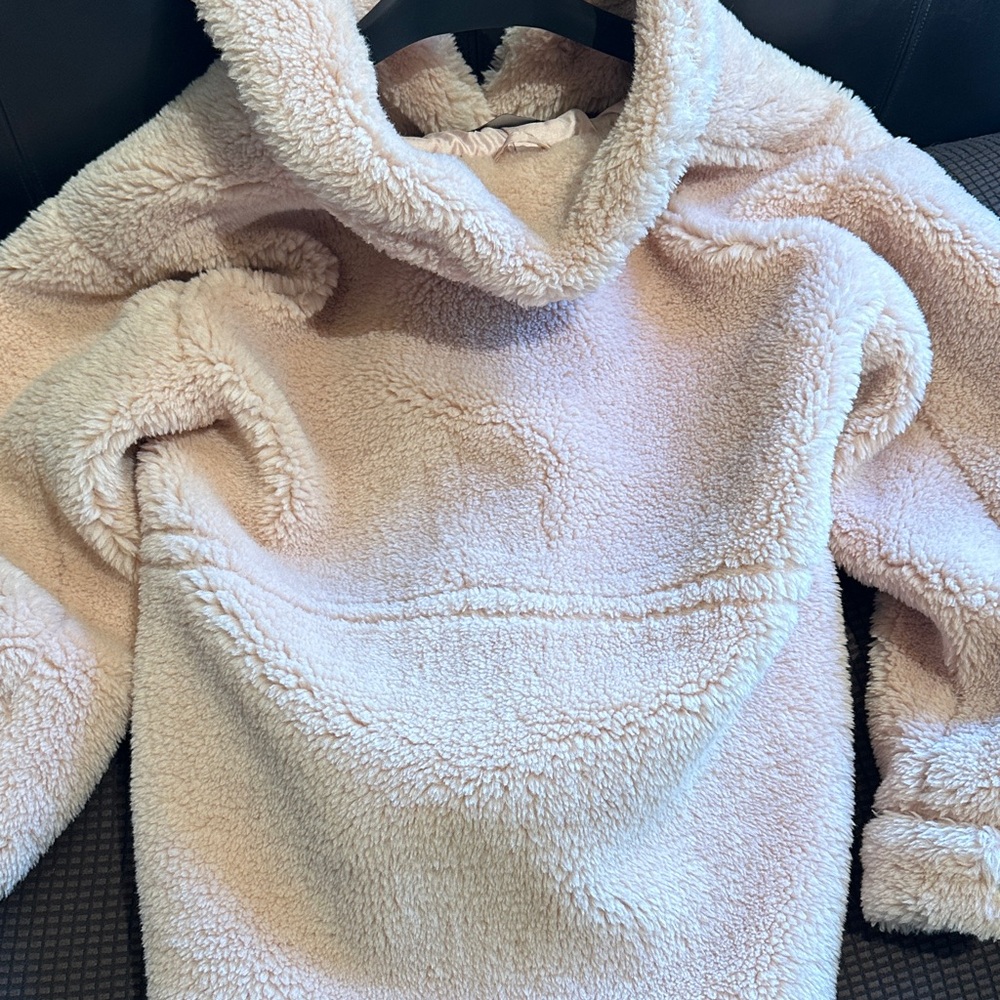 Forever 21 Pink Teddy Jacket with cinch waist - See pics for true pink color! - Picture 6 of 13